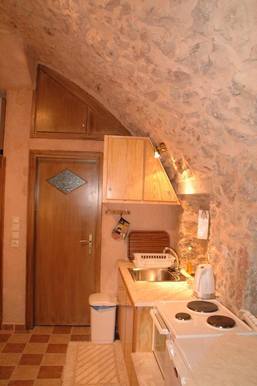 Stoneapartments, Γ Κωσταλοσ Και Σια Οε Avgonima 외부 사진